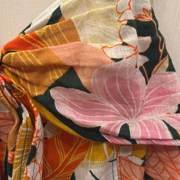 Floral Multicolor Spring Women's Blouse - Picture 3 of 8